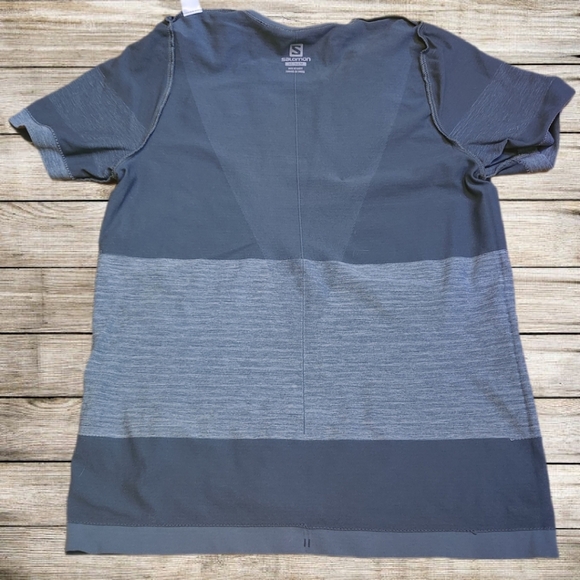 Salomon Women Green Technical Short Sleeve Tee - Picture 3 of 6